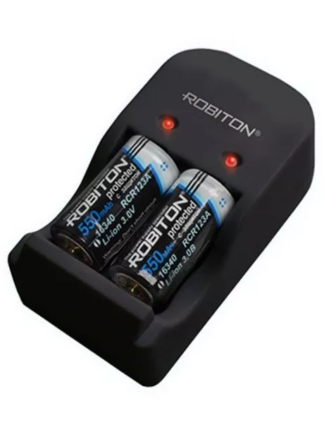 зарядное устройство Robiton SmartRCR123 