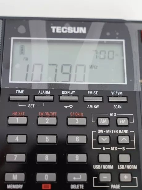 всеволновый цифровой радиоприемник Tecsun PL-880 (export version) black