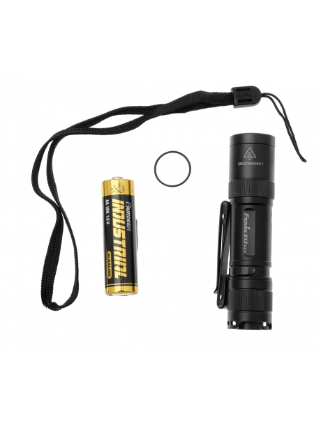 светодиодный портативный фонарь Fenix E12 V3.0 